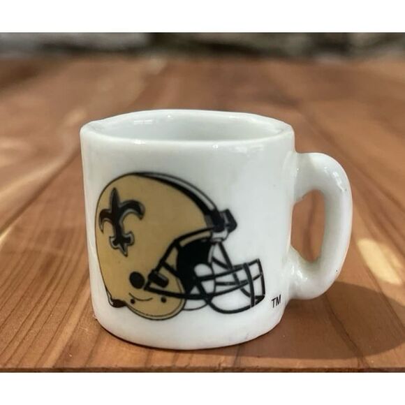 Vintage NFL Mini Mugs - Picture 6 of 7